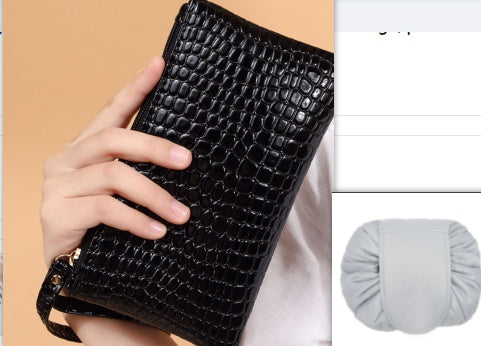 Women’s Minimalist Leather Wallet – Slim Card Holder Design